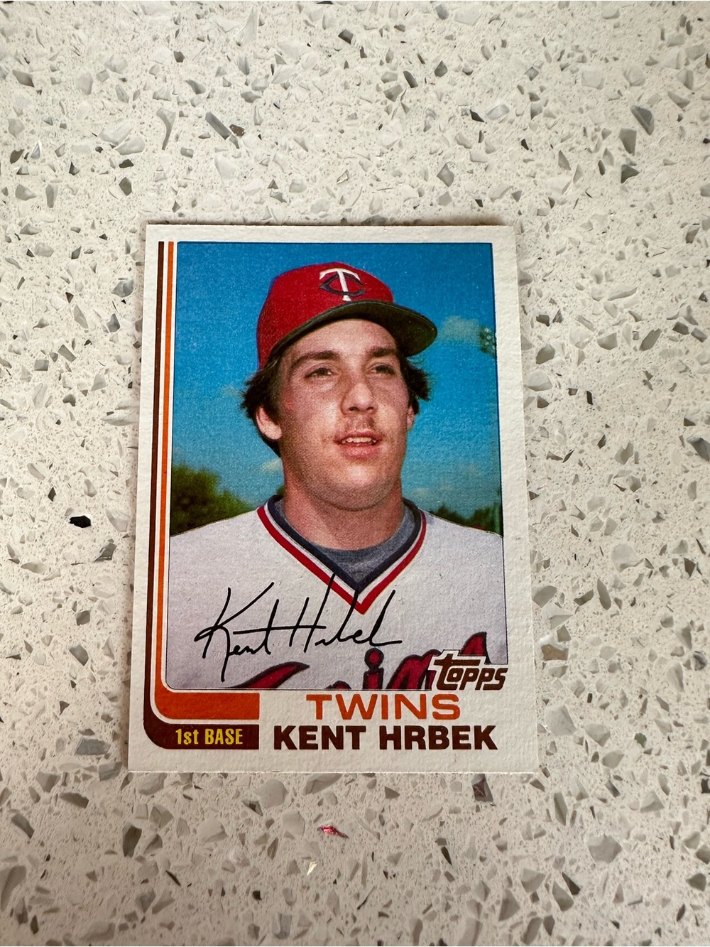 Topps Twins Baseball Card Red Blue White